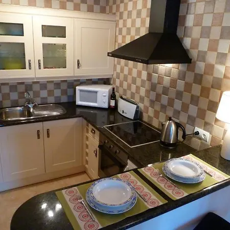 1 Bed Traditional Holiday Oasis Capistrano Spain 네르하